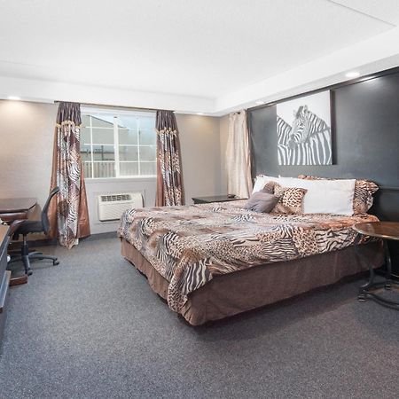 Knights Inn And Suites - Grand Forks Eksteriør billede