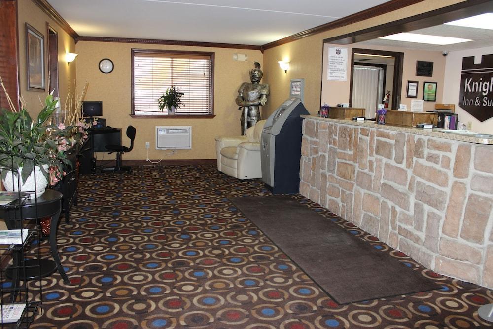 Knights Inn And Suites - Grand Forks Eksteriør billede