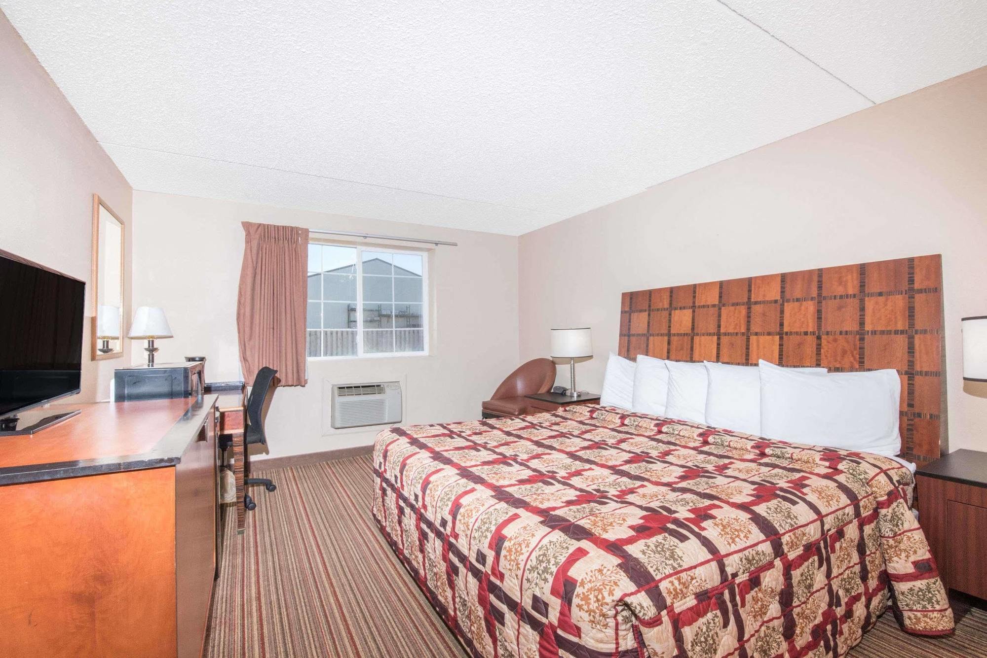 Knights Inn And Suites - Grand Forks Eksteriør billede